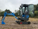 Mini Digger RIPPA R15 Includes With Full Cab 200/300/500 Buckets